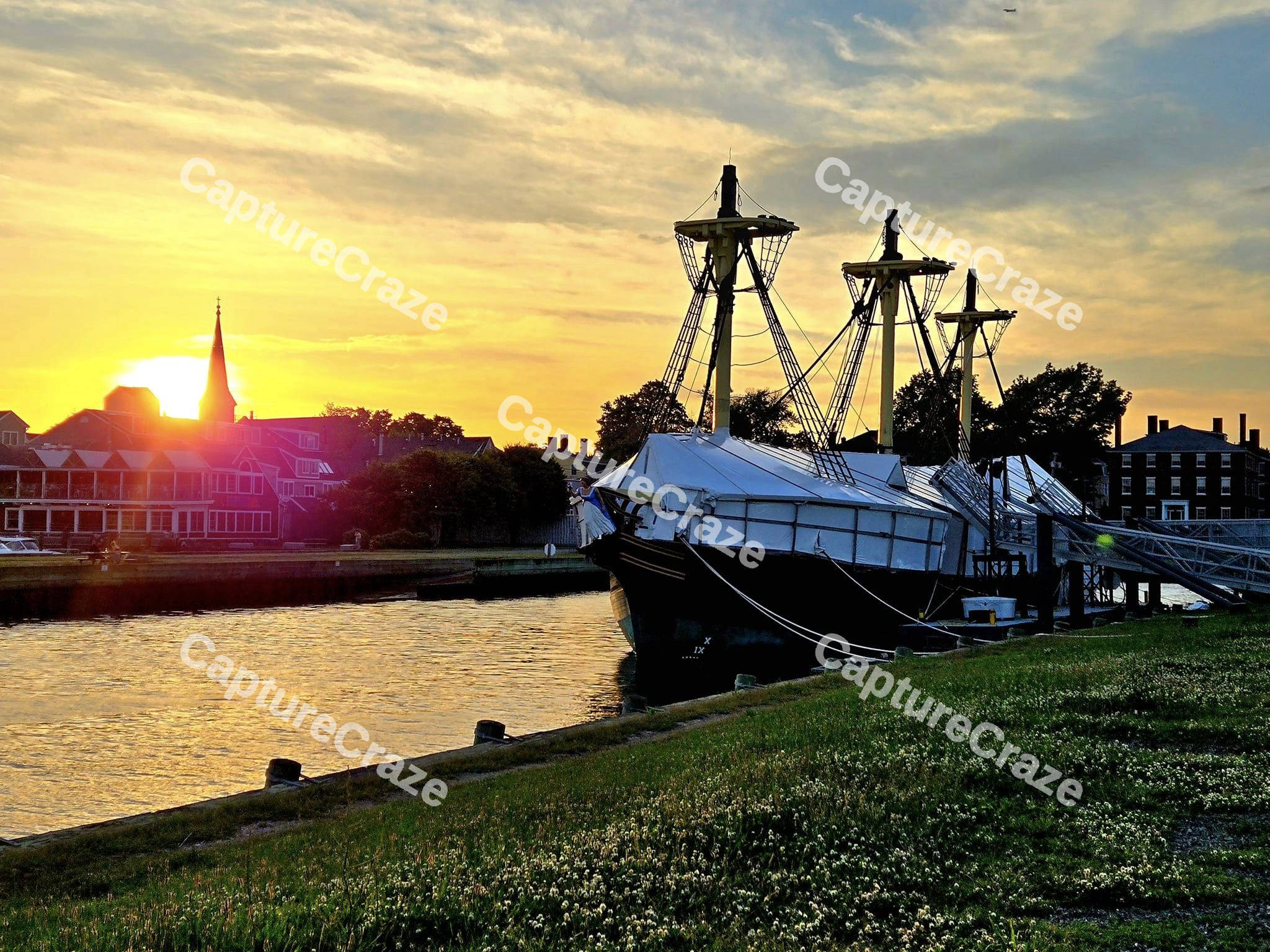 Amazing boat with sunset